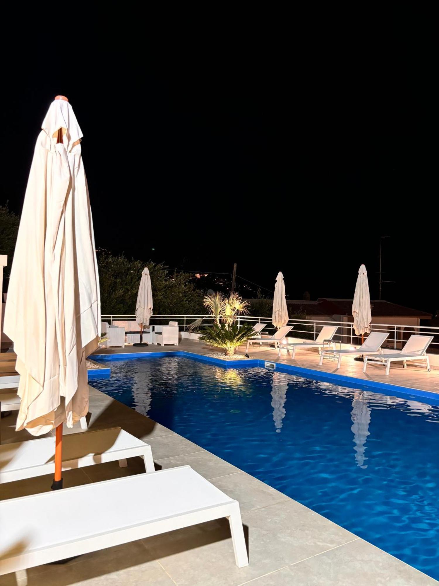 Ig - "Villa Don Antonio" Apartments Giardini-Naxos Exterior foto